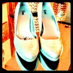Glitter silver heels